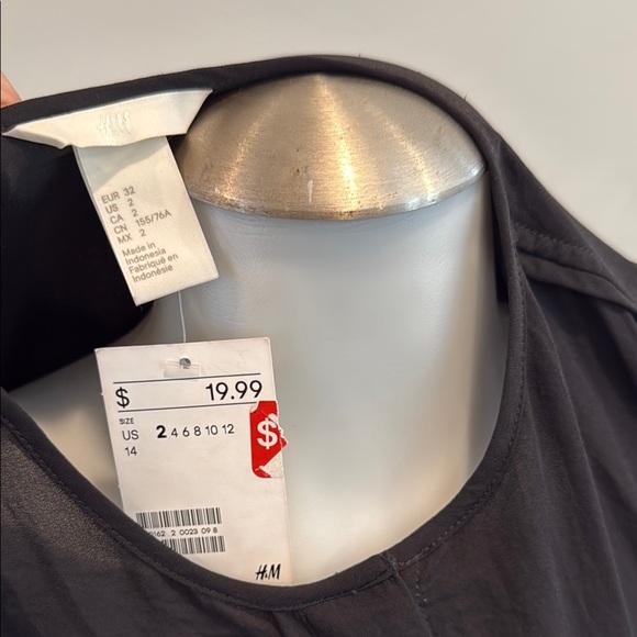 H&M Black Button Down Shirt - Picture 4 of 9